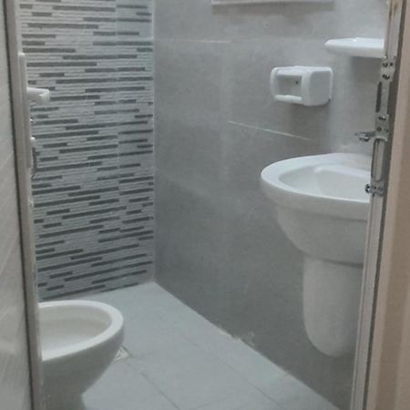 Alkhndk Apartment Salalah Luaran gambar